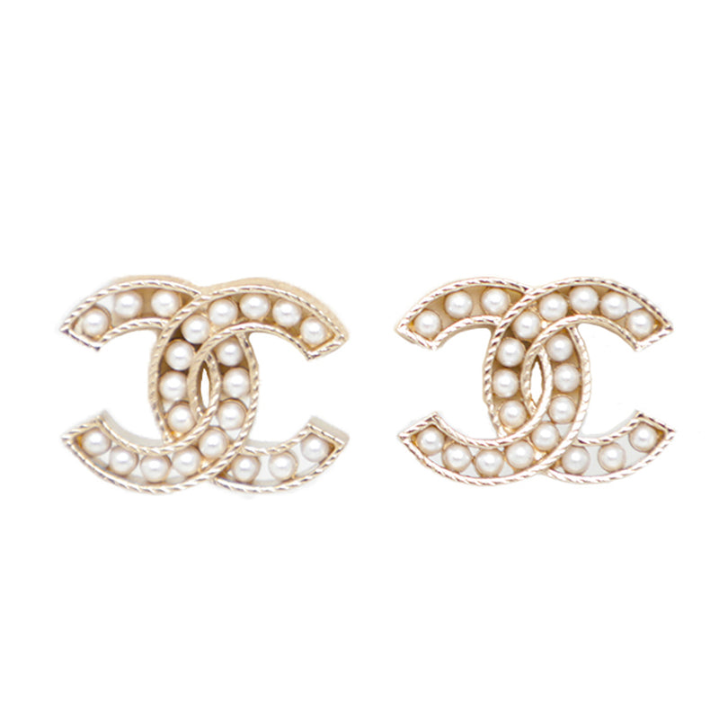 Chanel Pearl CC Logo Plated Post Earrings – Mint Market