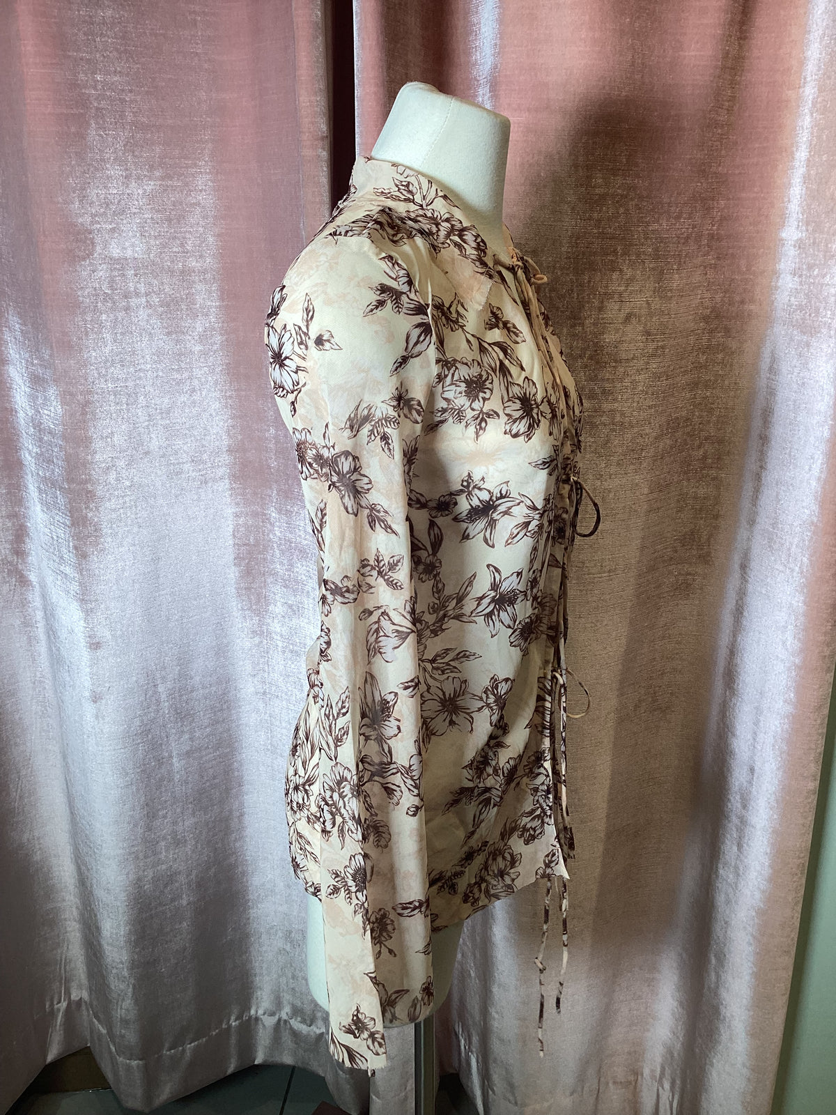 Vintage Y2K sheer floral tie collared bell Sleeve boho blouse-S