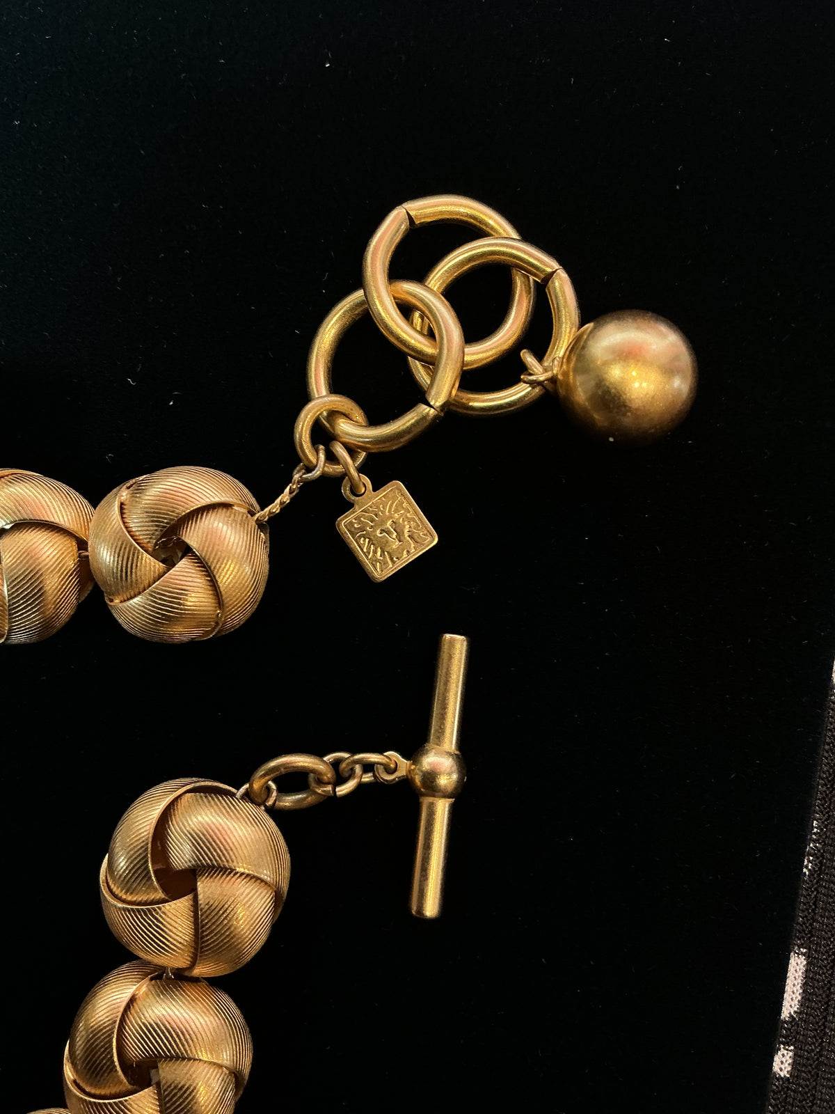 Vintage 1980’s Anne Klein chunky knot chain necklace