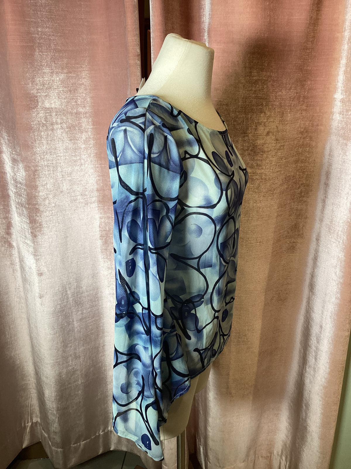 Vintage Y2K pop art floral bell sleeve top - S