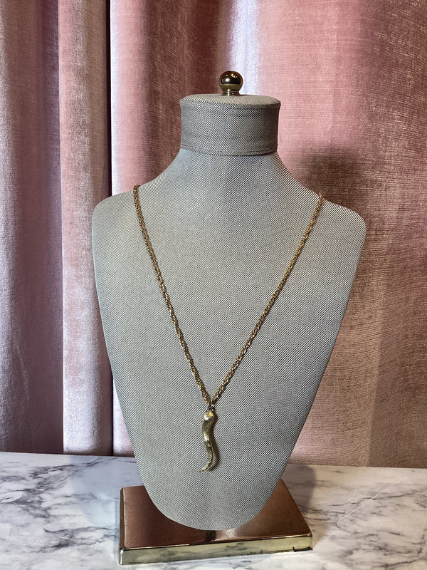Vintage 1970s Italian pepper pendant gold plated chain necklace
