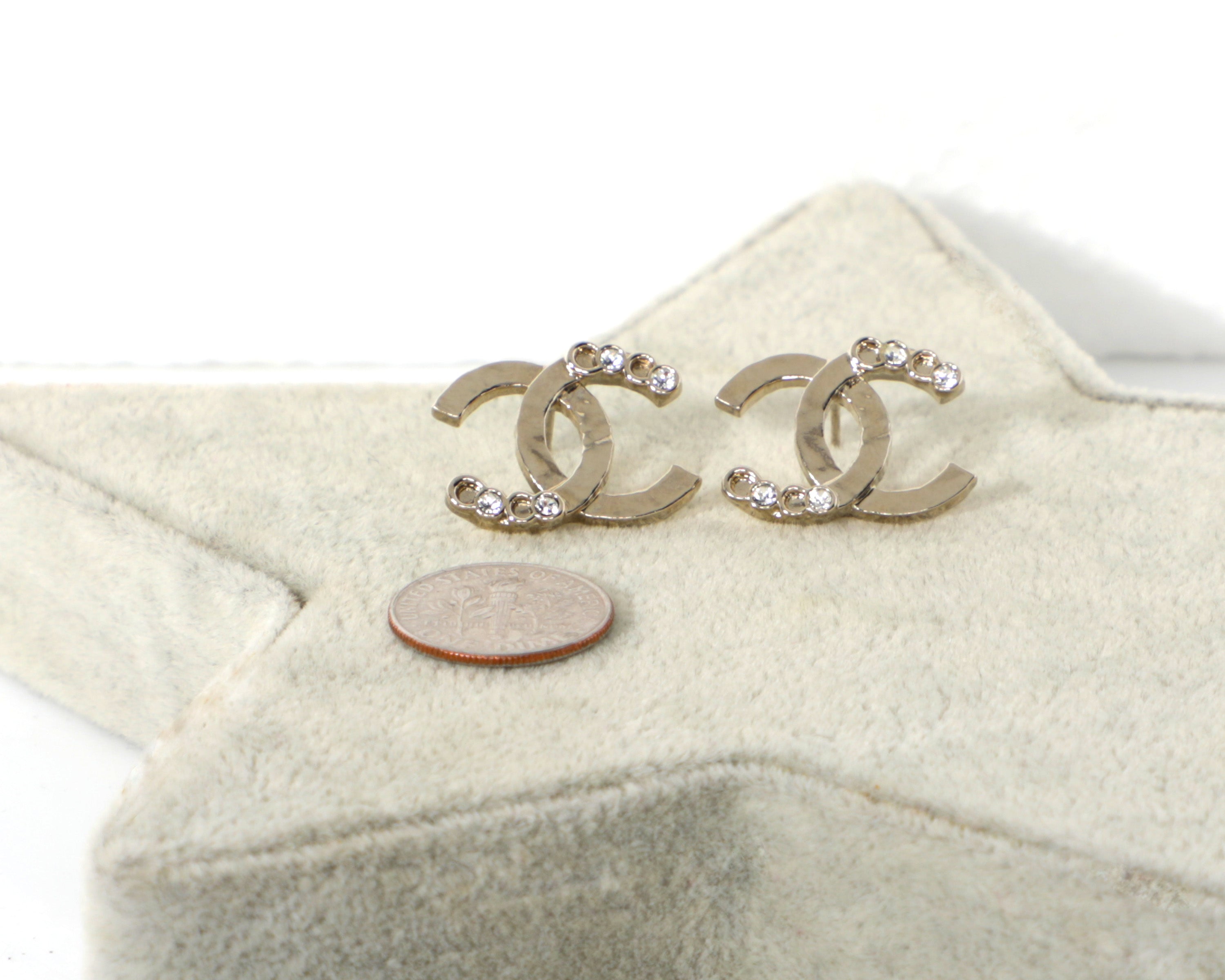 Chanel retailer earrings with rhinestones