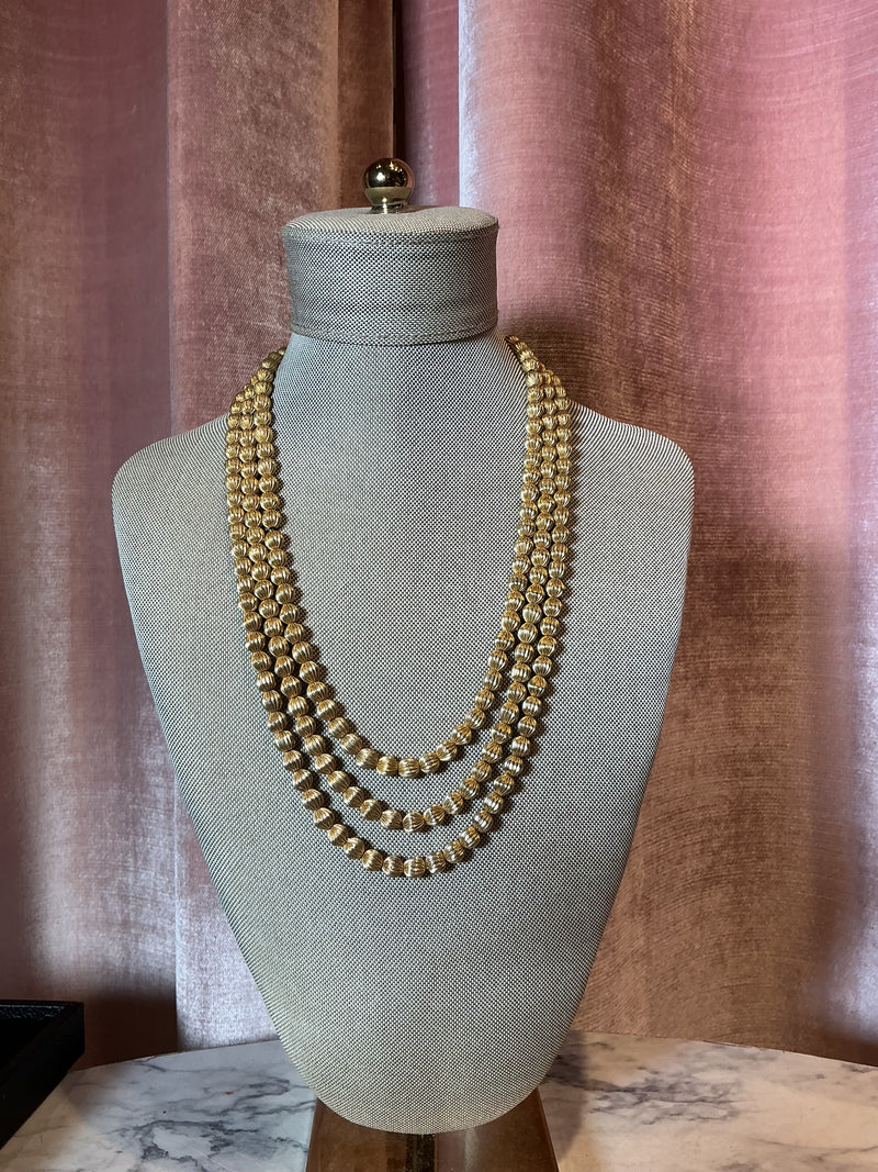 Vintage 1960’s 3 stands gold beaded spheres necklace