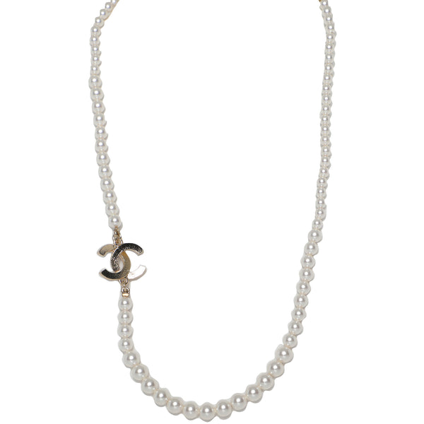 Chanel Pearl and Strass Single Strand Rhinestone Pendant Necklace