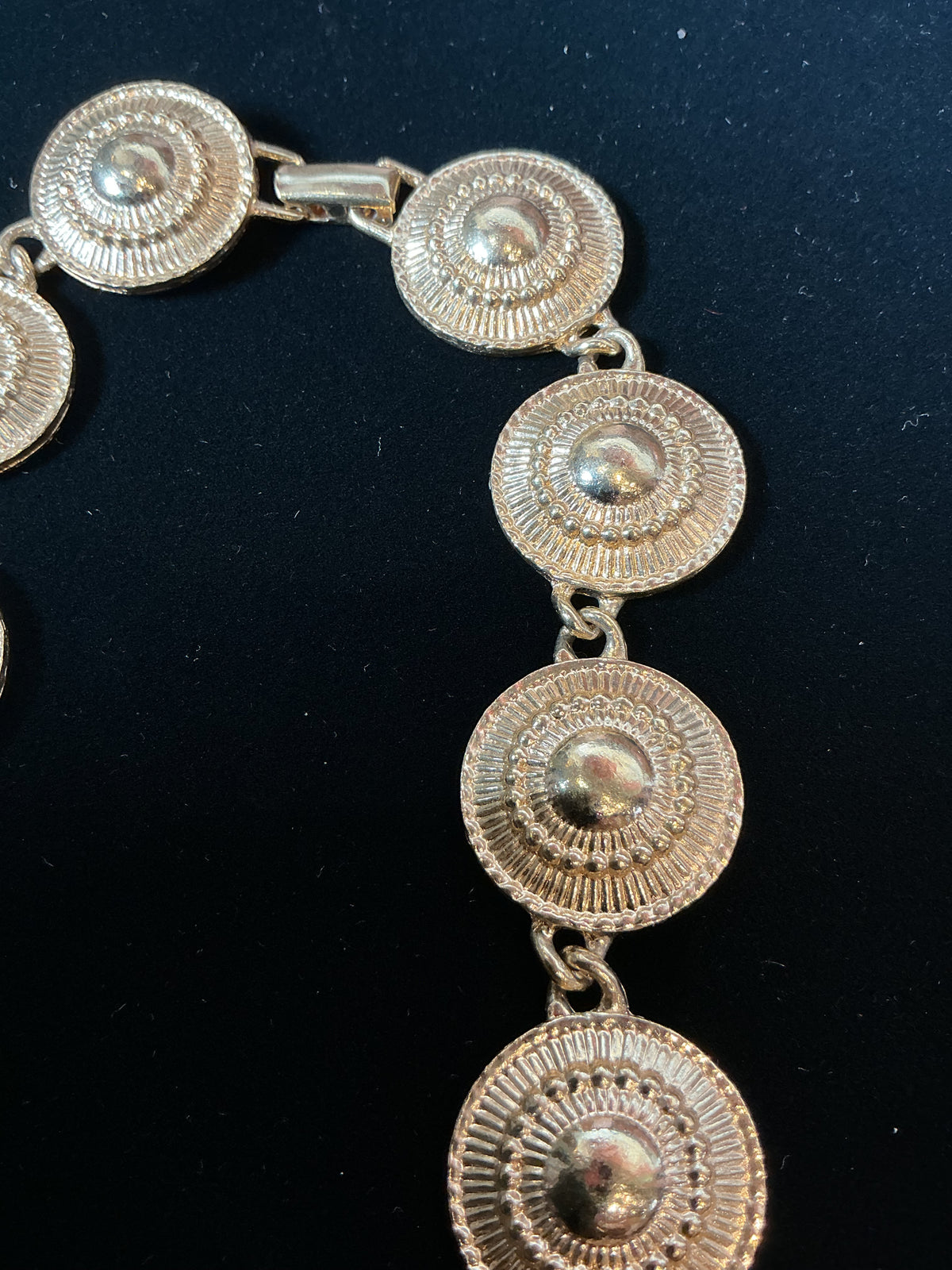Vintage 1980s gold plated disc medallion chain necklace