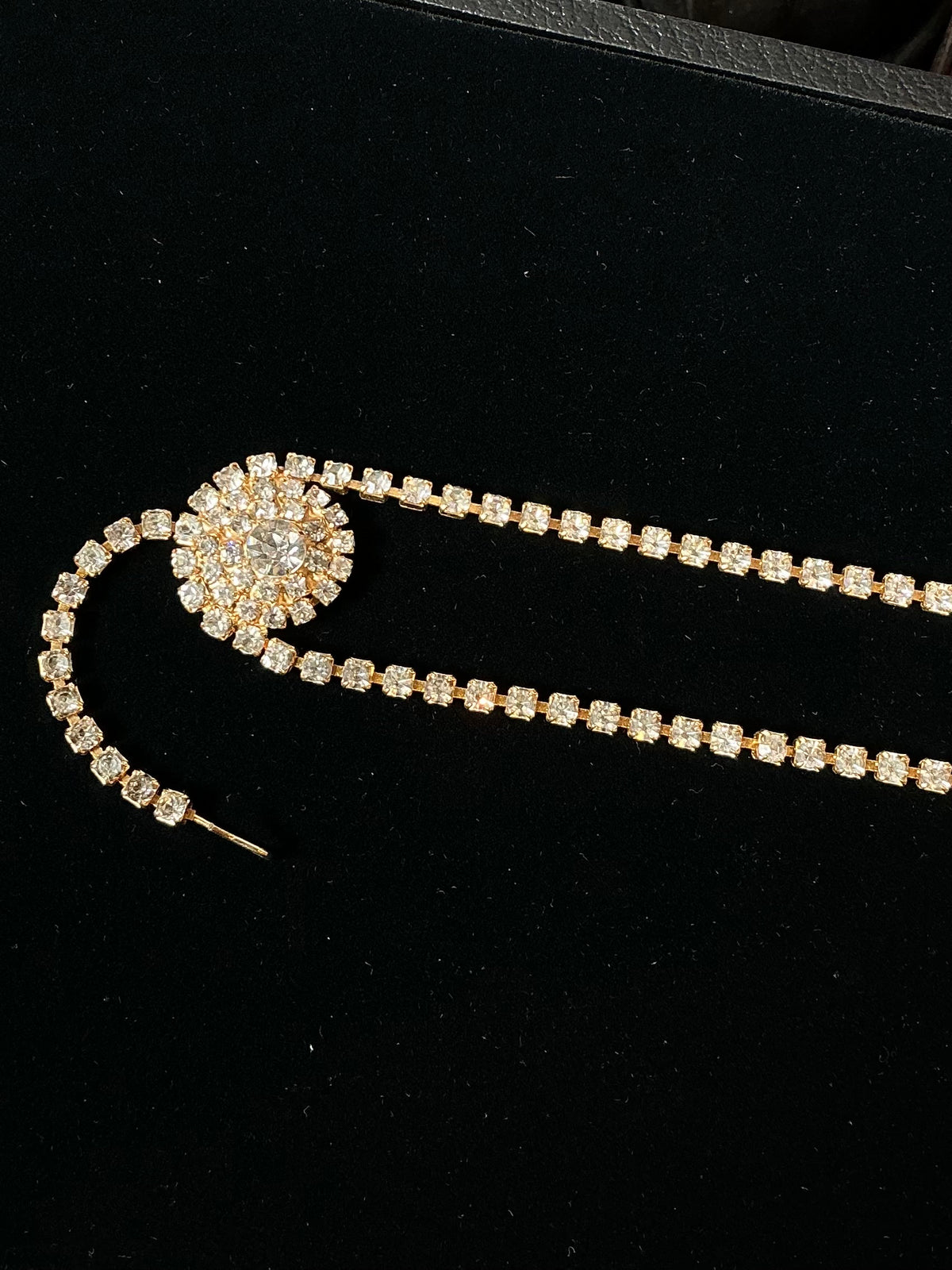 Vintage 1980s gold rhinestone choker necklace