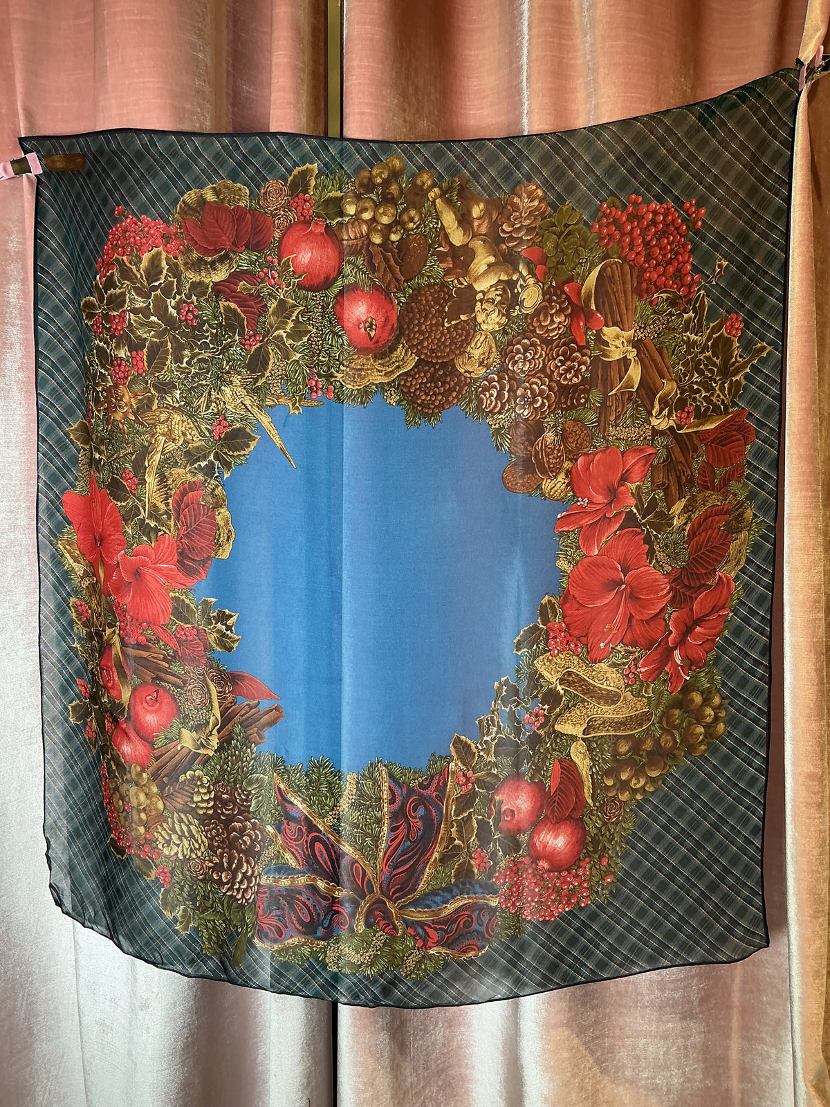 Vintage Y2K Ralph Lauren Christmas Wreath Holiday Poinsettia Pinecone Design scarf