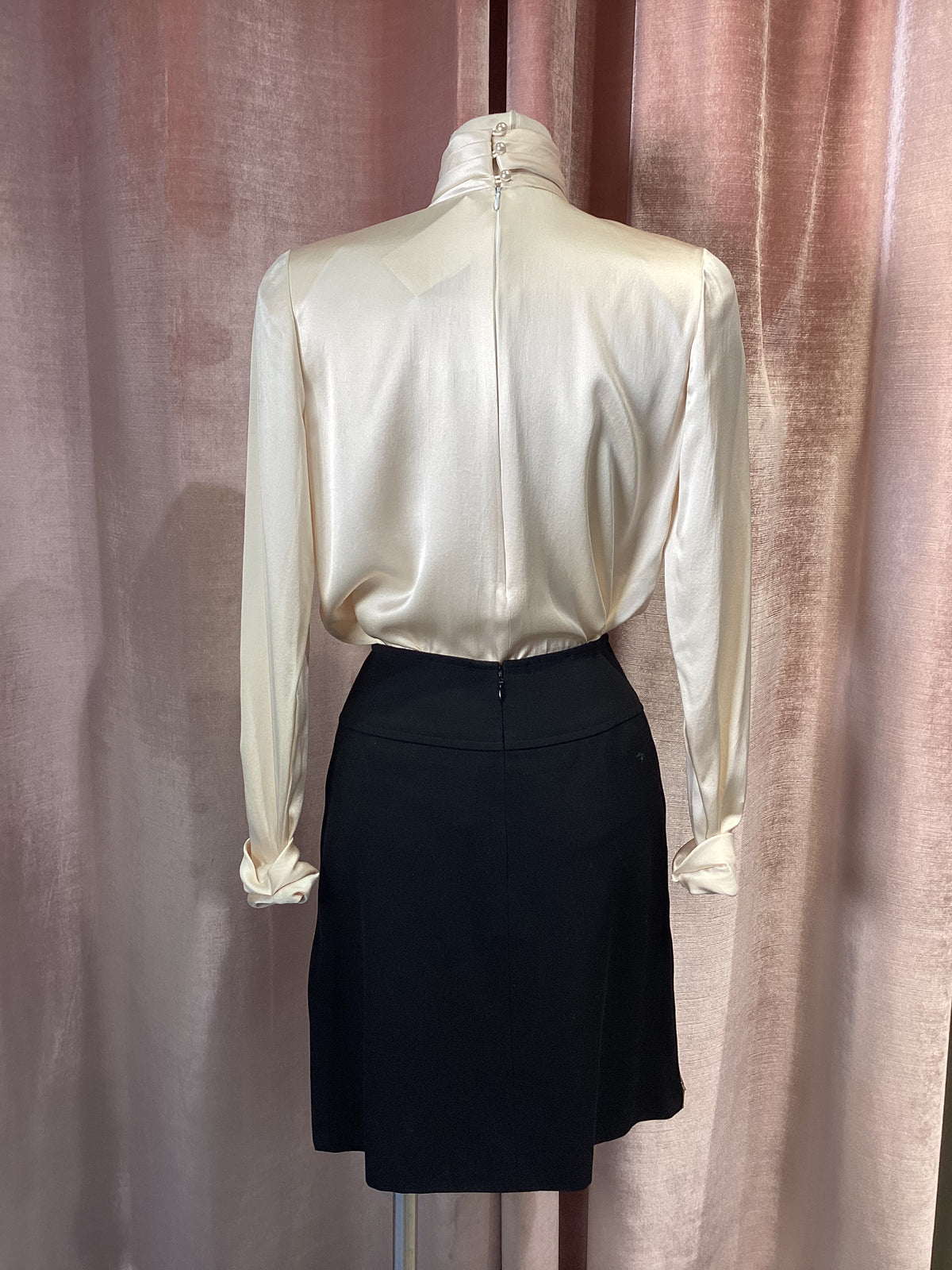 Vintage Y2K Chanel Zipper Slit Mini Length Skirt