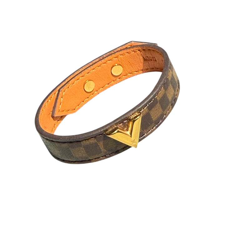 Louis Vuitton Damier Essential V Leather bracelet – Mint Market display picture 2