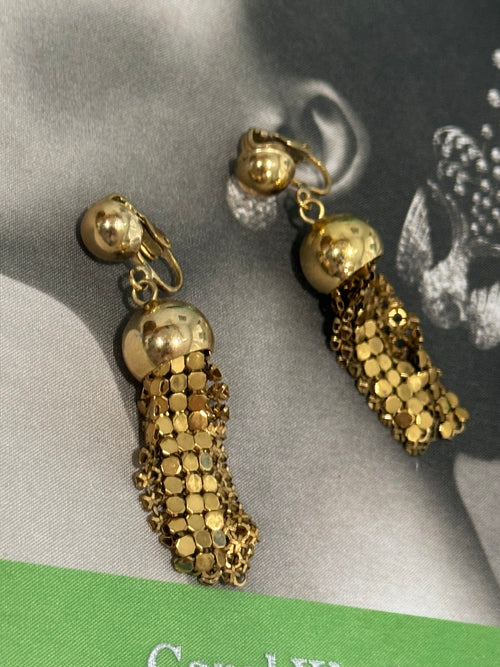 Vintage 1970s Gold Chainmail Mesh Fringe Drop Clip Disco Earrings