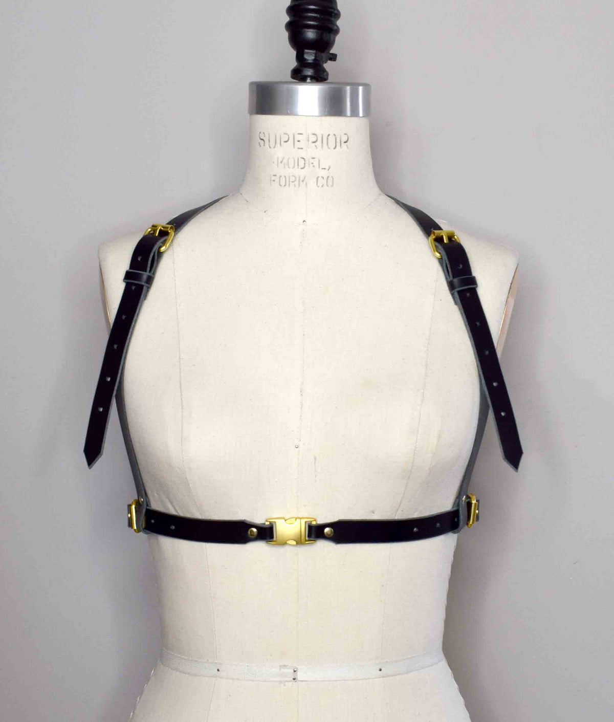 Jay Simple Leather Black Leather Chest Harness