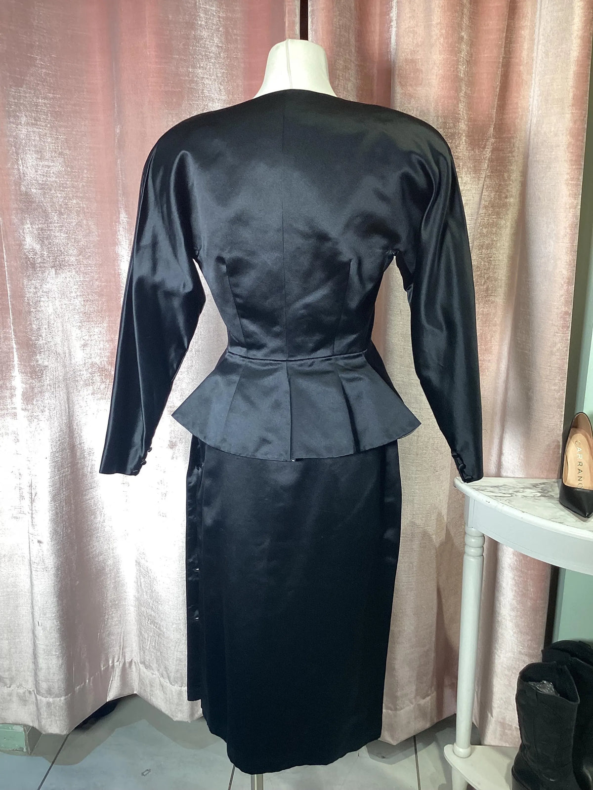 Vintage 1980’s Calvin Klein satin Peplum Drop shoulder 2 pc set