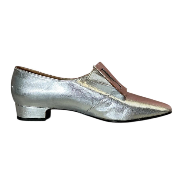 Vintage 1960s Pilgrim Buckle Silver Metallic Low Heel Flats