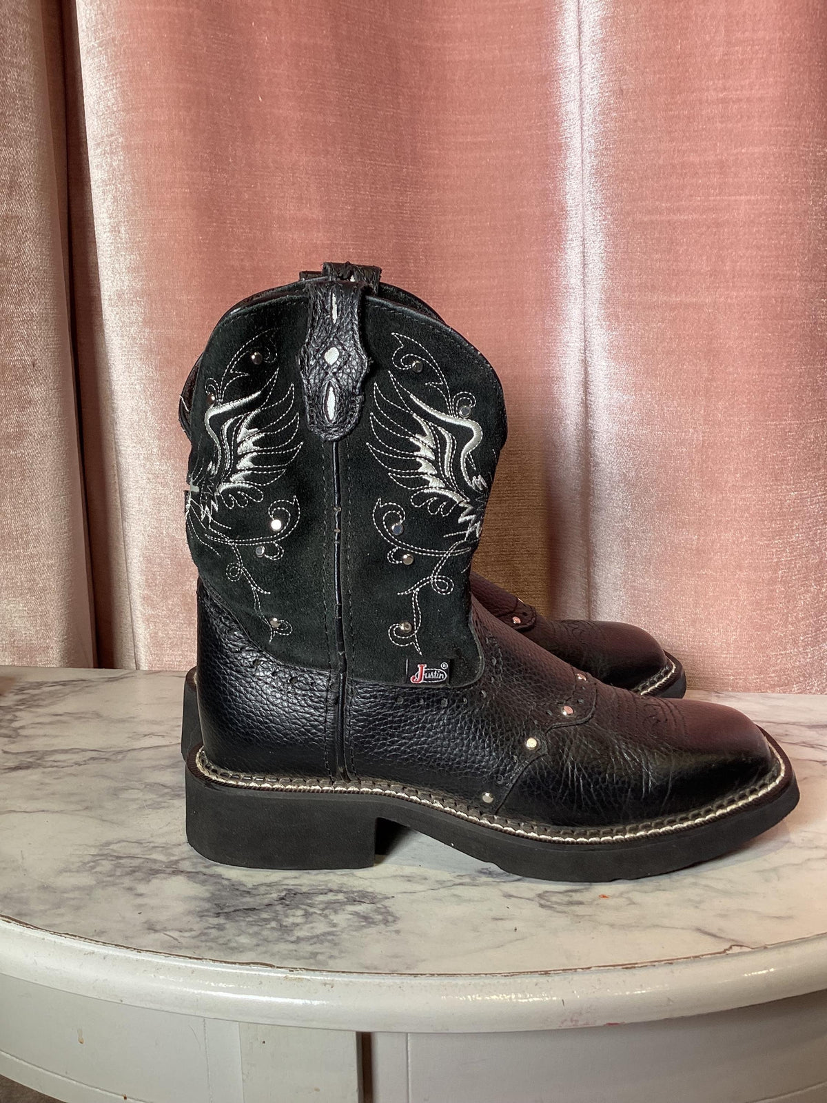 Vintage Y2K Justin Gypsy Mandra Square Toe Studded Accents Embroidered Wings Flat Western Lug Rubber Sole Cowgirl Boots - 5 1/2 | 6