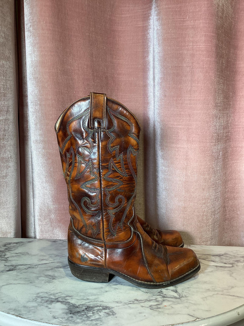 Vintage Y2K Rockabilly Multi Color Flame Stitch Double H Square Toe Shiny Brown Distressed Leather Western Flat Cowgirl Boots Women's Size 6.5 | 7