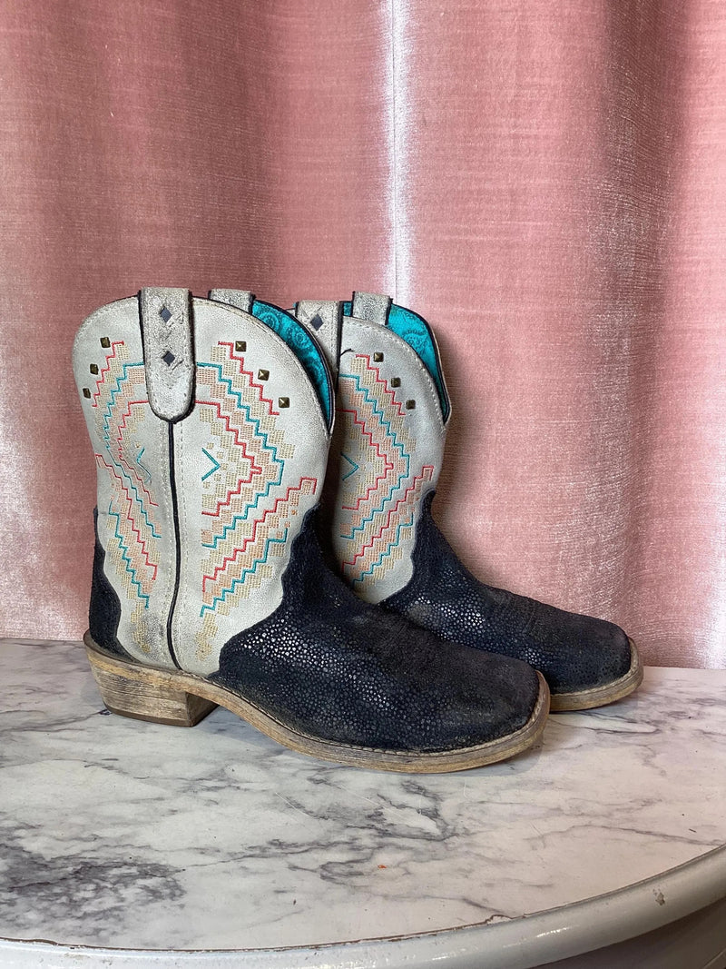 Vintage 1990’s Justin South Western Embroidery Stamped Stingray Suede Multi Color Leather Square Toe Urban Chic Retro Revival Bold Eye Catching Flat Pull On Cowgirl Boots Women's Size 7.5