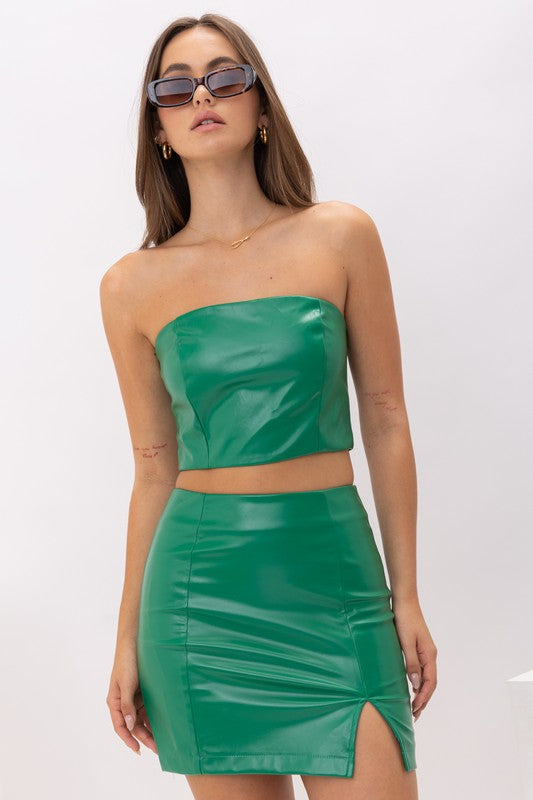 Margot Vegan Leather Slit Mini Skirt - Kelly Green