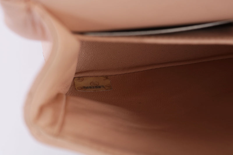 VTG CHANEL BABY PINK LAMBSKIN 2.55 CROSSBODY - Mint Market 