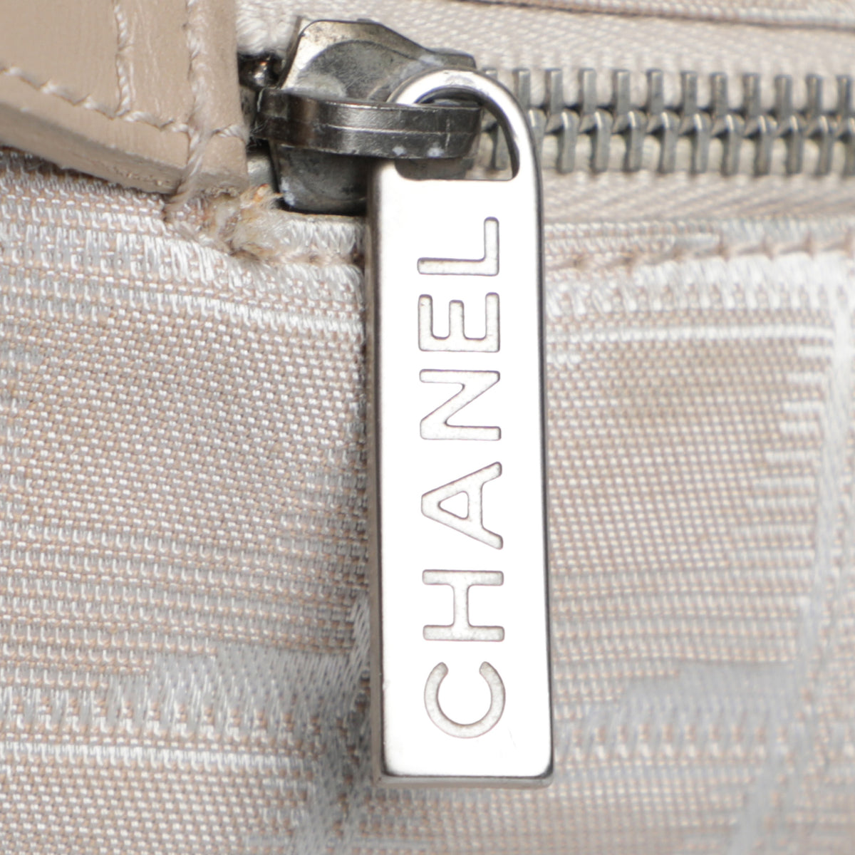 Vtg Y2K Chanel Travel Large Nylon Canvas Leather Tote Diaper Top Handl –  Mint Market